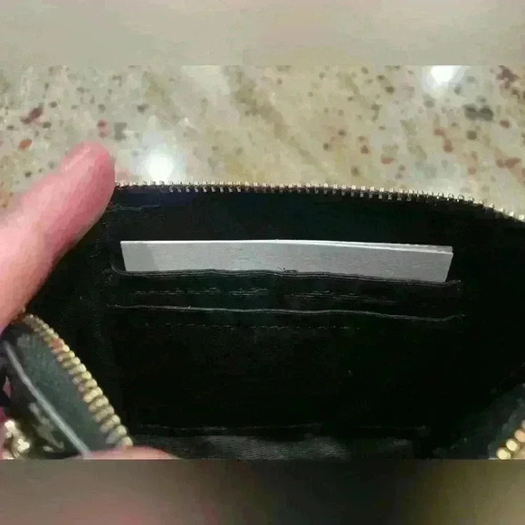 Coach Corner Zip Wristlet Wallet Pebbled Black Leather NEW WITH TAGS - Picture 7 of 11